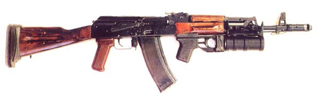 ton puka AK-74 s grantometem GP-30