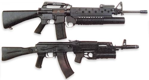 ton puka M16 a AK-74M
